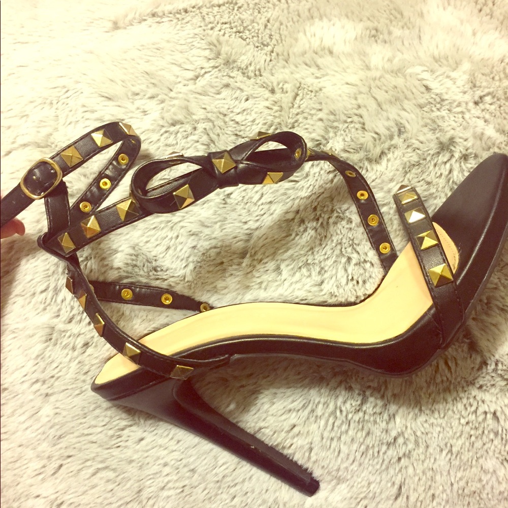 Wild Diva Black Studded Heels